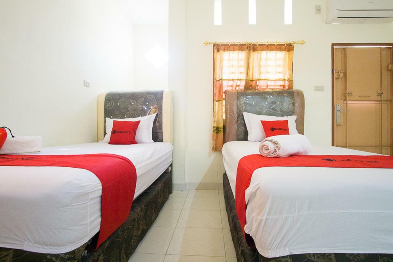 Reddoorz @ Pematangsiantar 2 Hotel Екстериор снимка