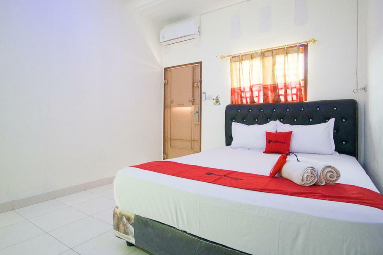 Reddoorz @ Pematangsiantar 2 Hotel Екстериор снимка
