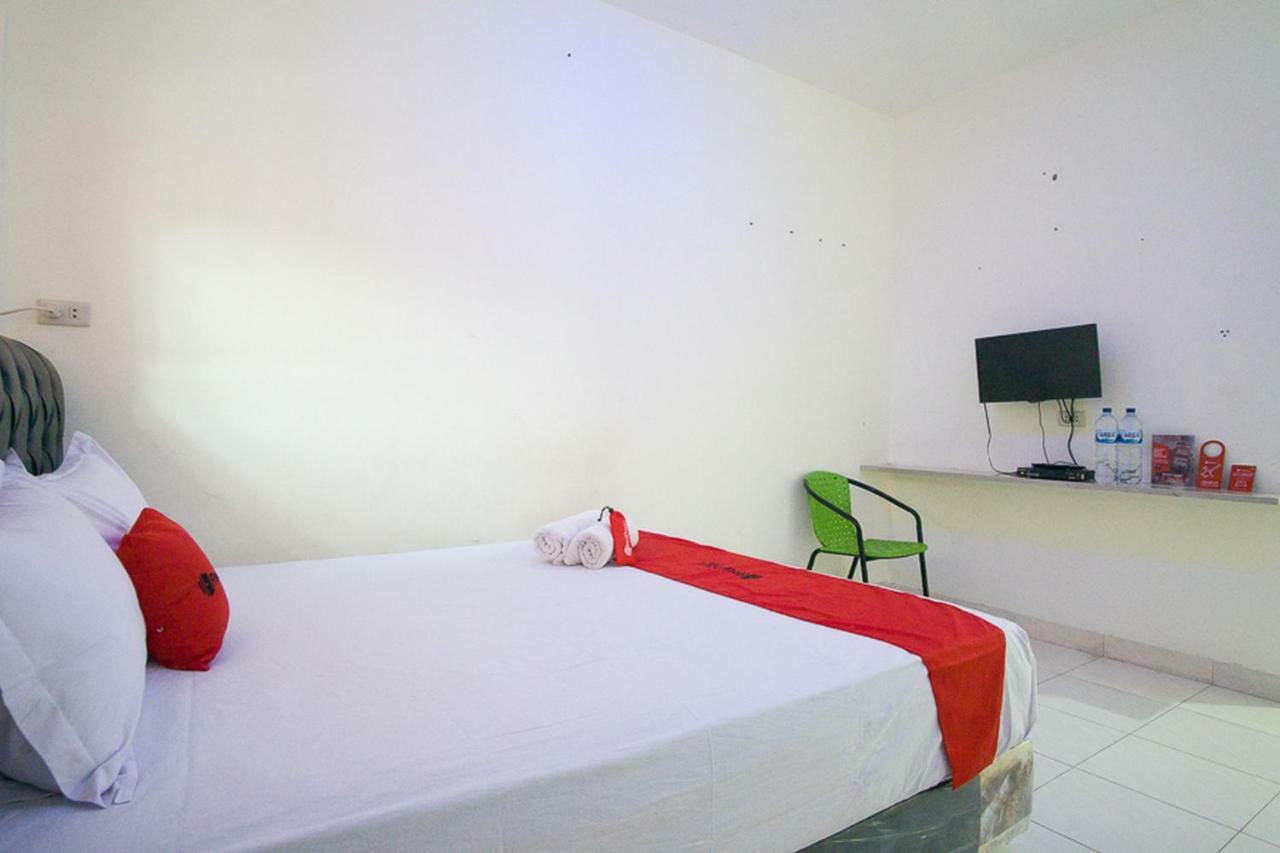 Reddoorz @ Pematangsiantar 2 Hotel Екстериор снимка